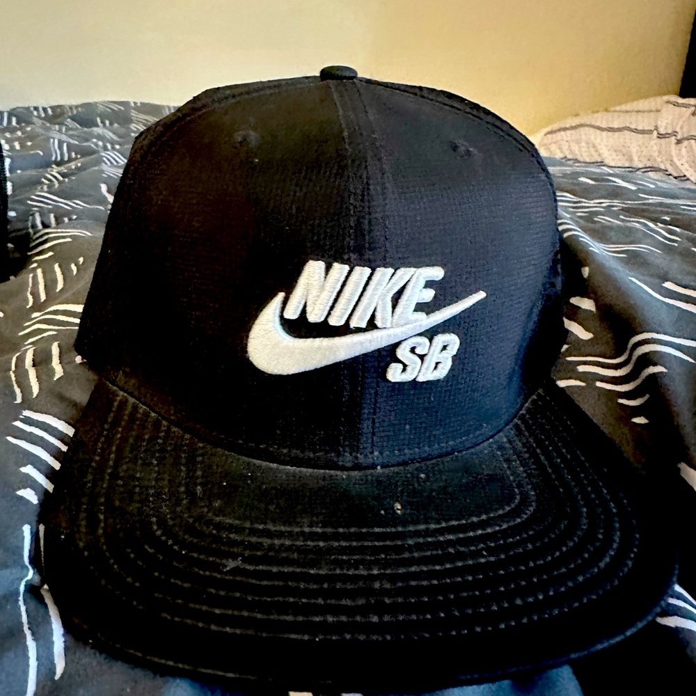 NIKE SB HAT